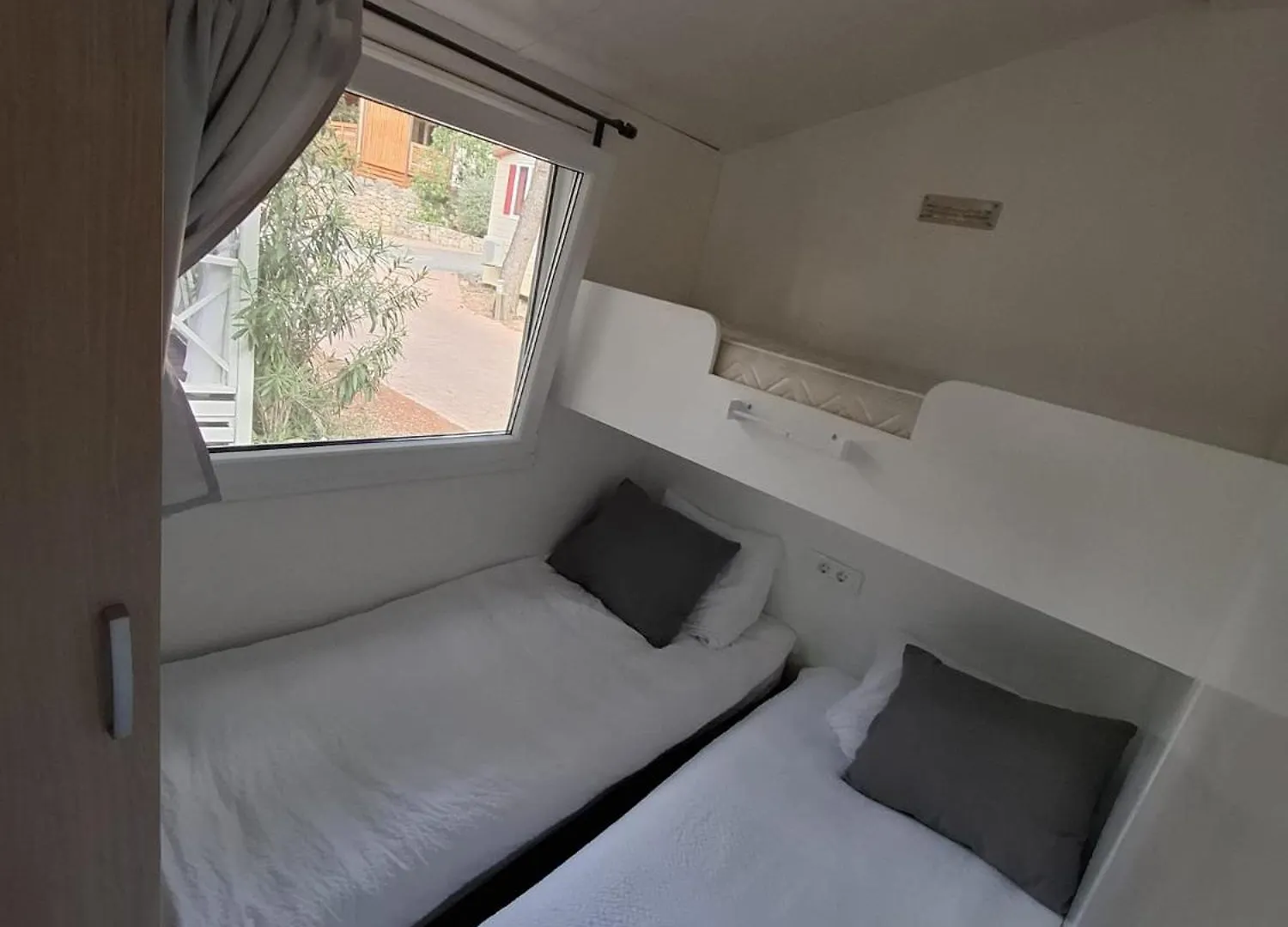 Mobile Home Ma -Ja Biograd Na Moru Croazia